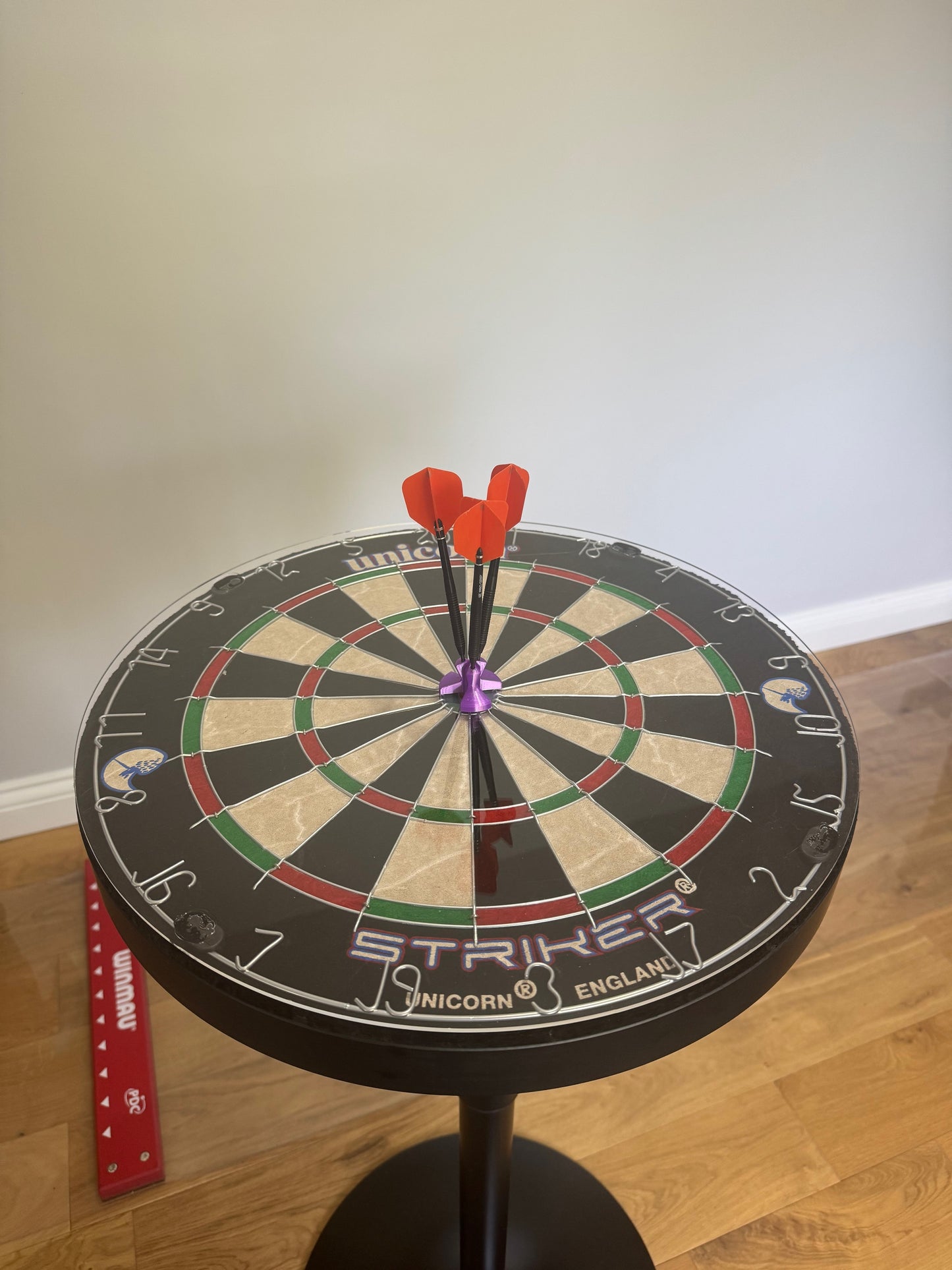 Dartboard Bar Table - Unicorn - Adjustable - Oche Table