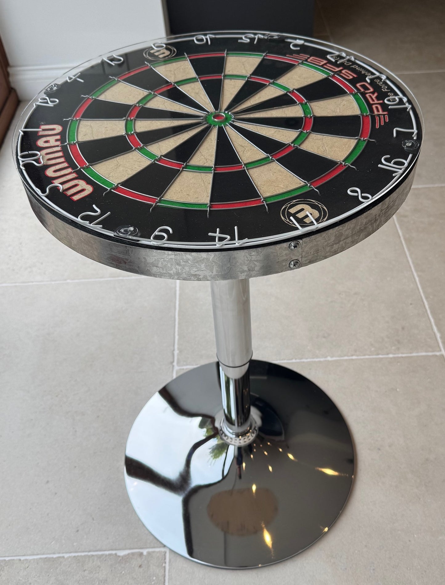 Dartboard Bar Table - Winmau - Adjustable - Oche Table
