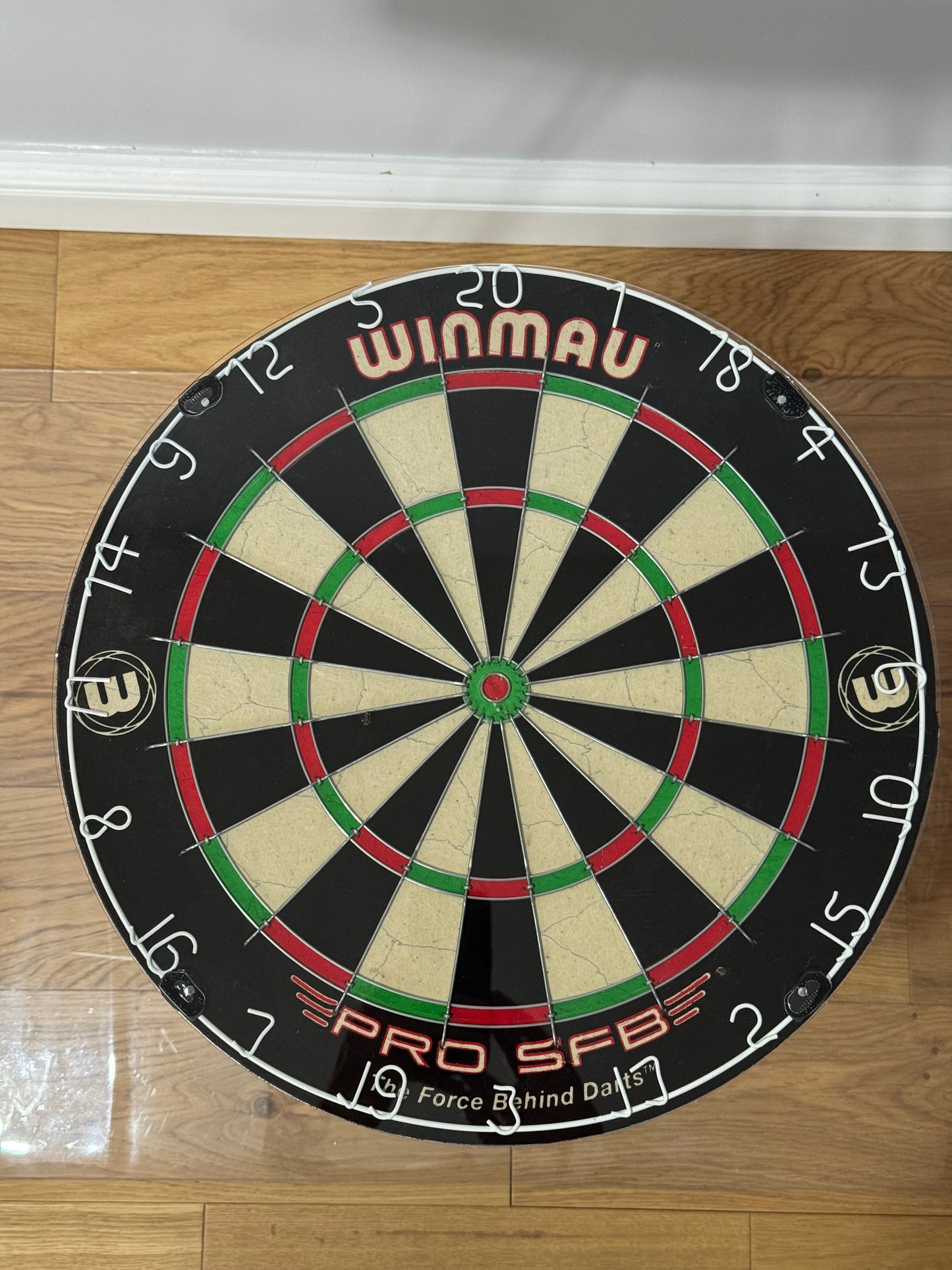 Dartboard Bar Table - Winmau - Adjustable - Oche Table