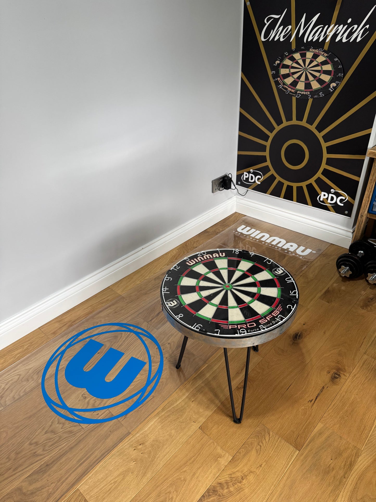 Dartboard Coffee Table - Winmau