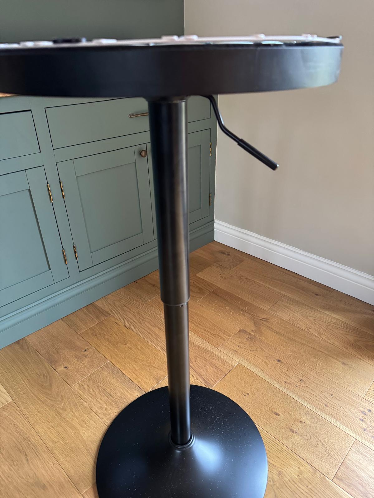 Dartboard Bar Table - Target - Adjustable - Oche Table