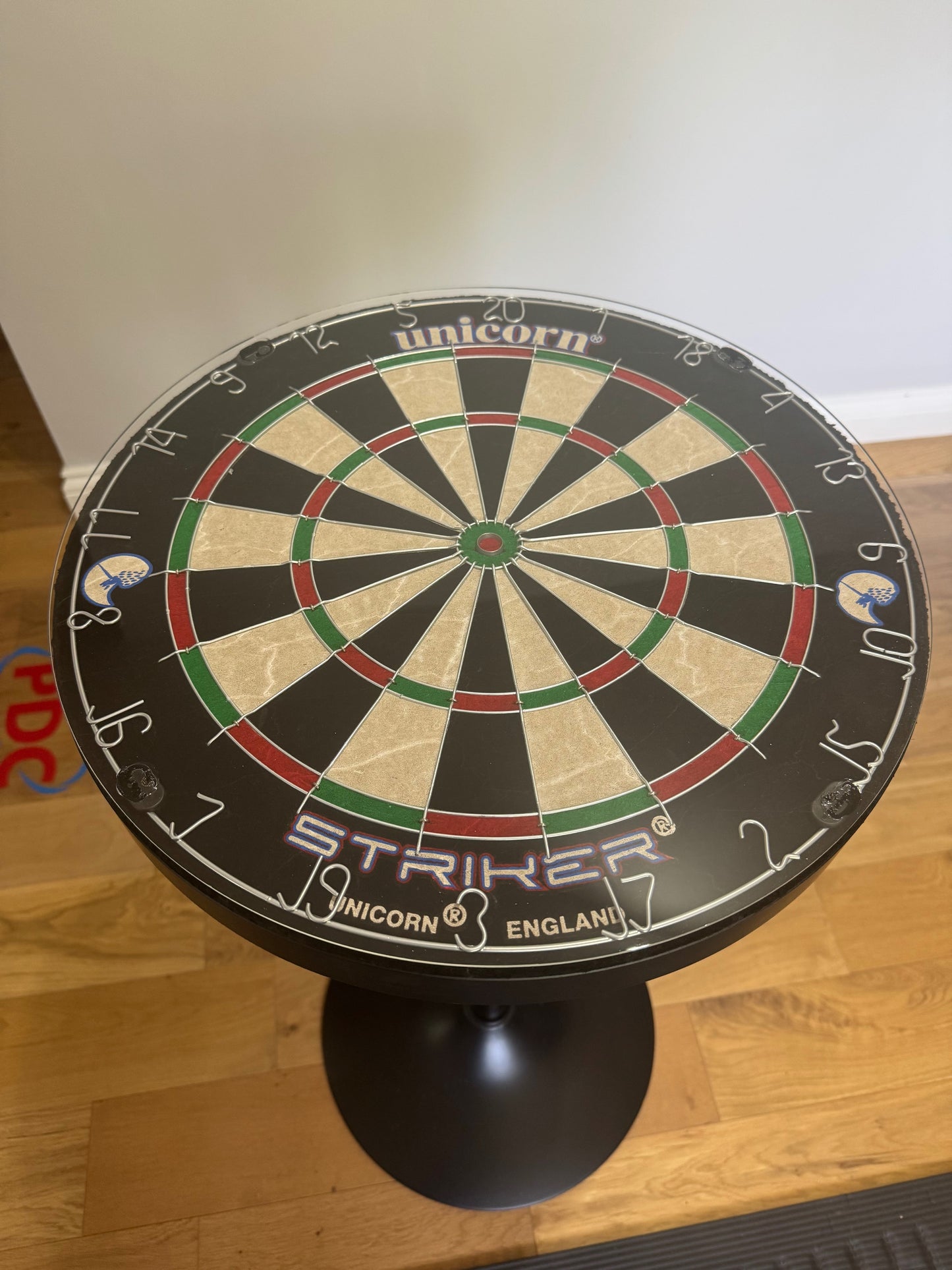 Dartboard Bar Table - Unicorn - Adjustable - Oche Table