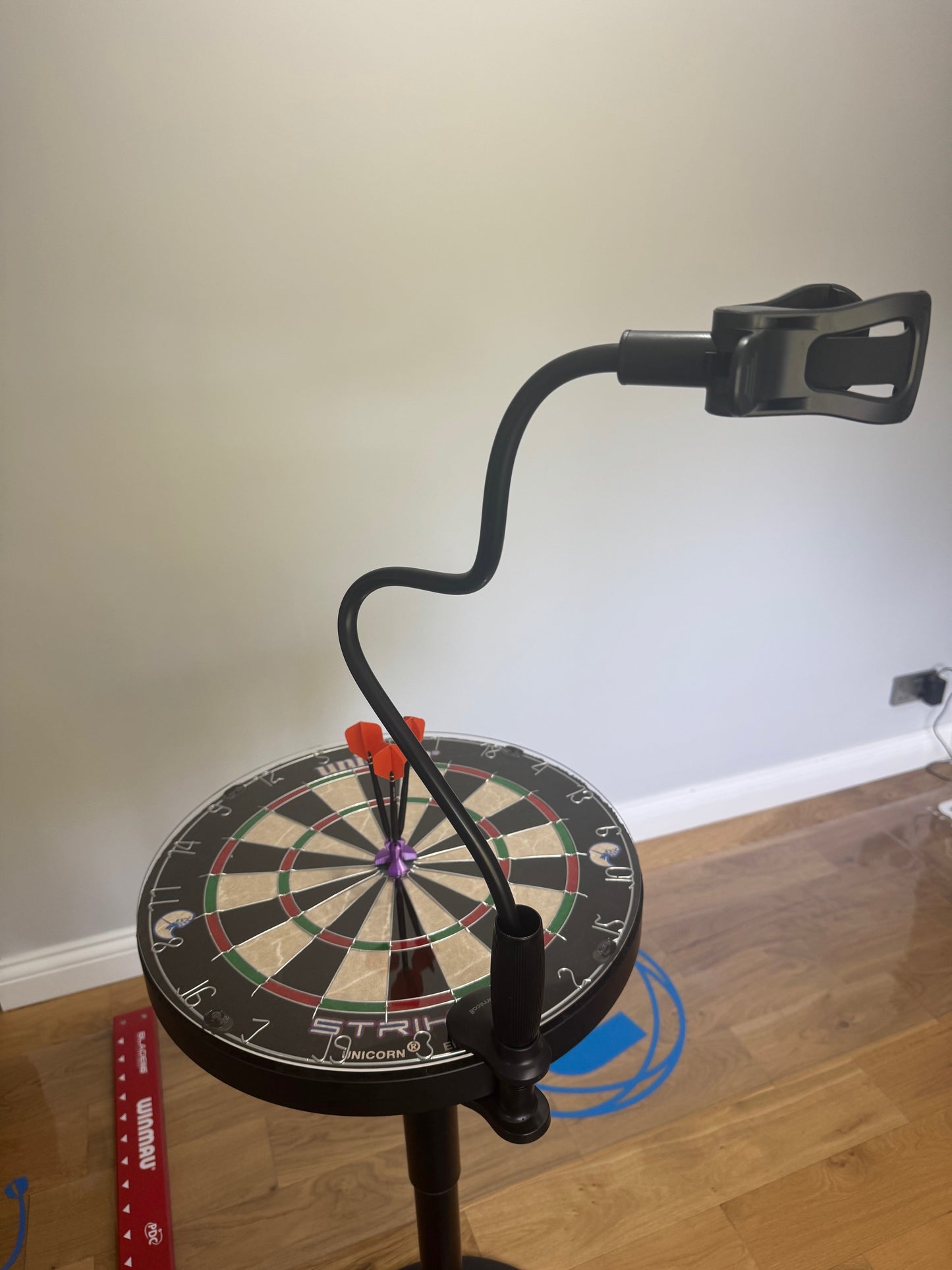 Dartboard Bar Table - Unicorn - Adjustable - Oche Table