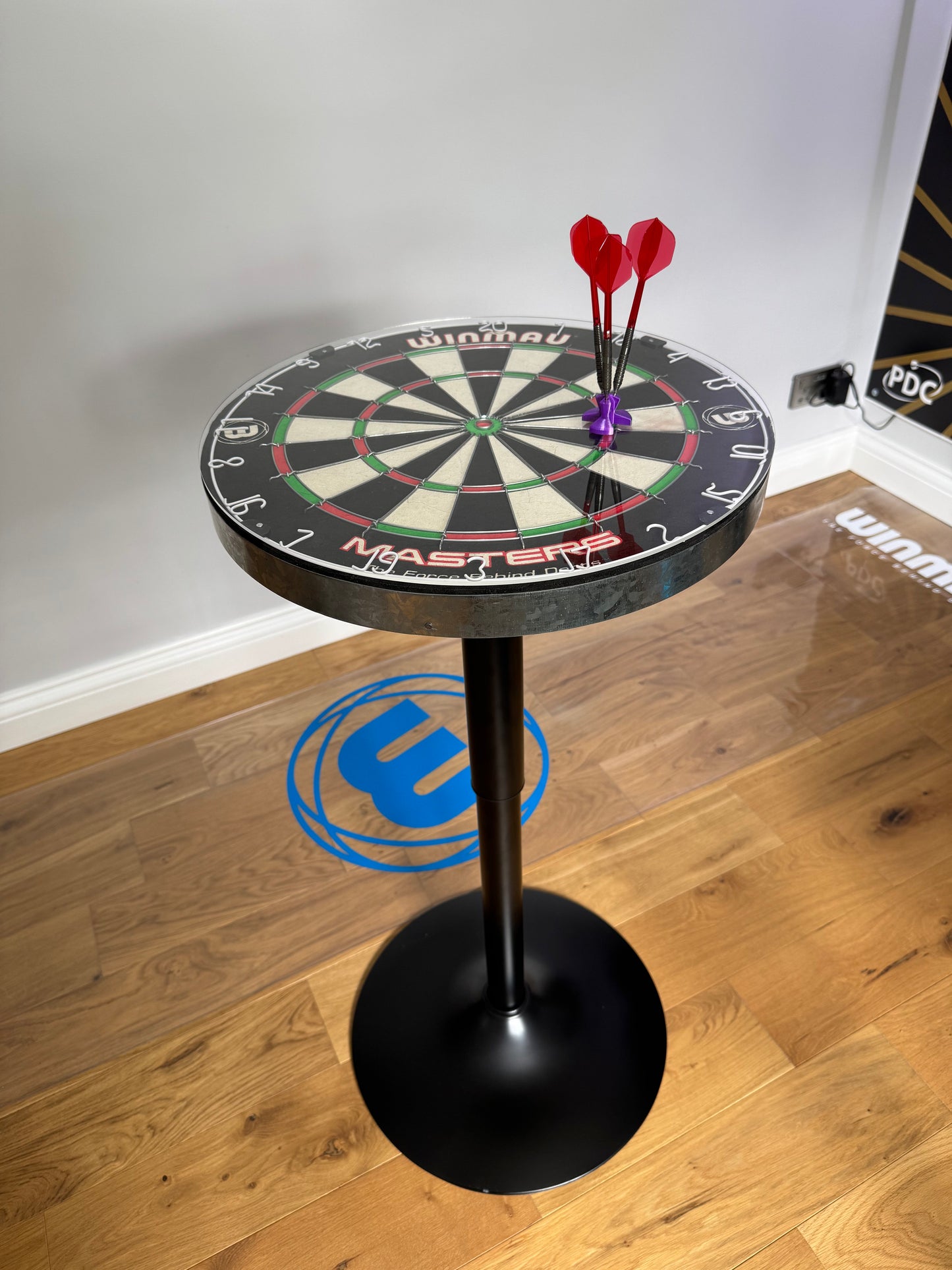 Dartboard Bar Table - Winmau - Adjustable - Oche Table